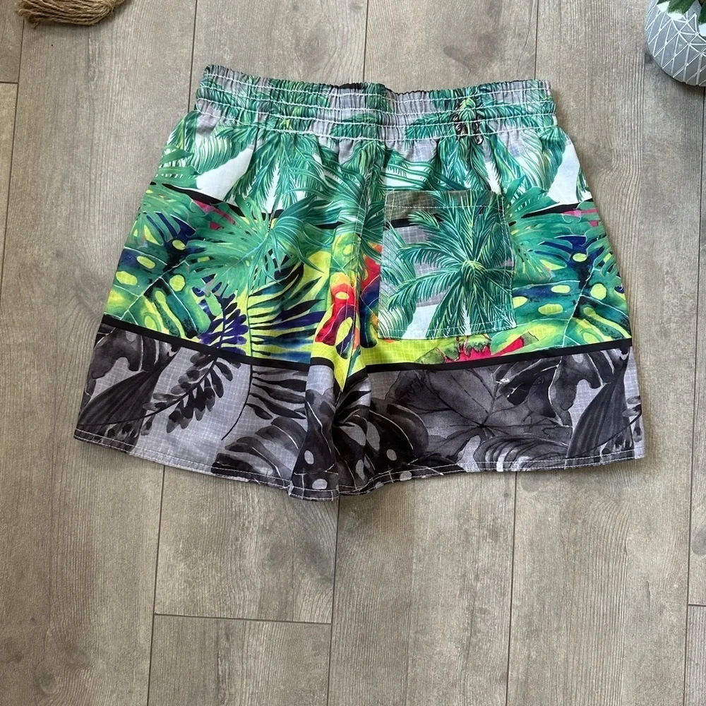 Boutique Tropical Print Boys Swim Trunks Shorts Vibrant Size XL Like New